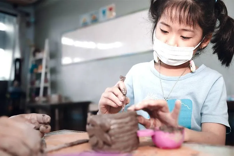 children can explore their creativity and engage in hands-on learning in Reggio Emilia preschools