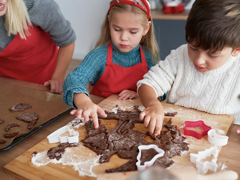 One-popular-food-activity-is-decorating-cookies-or-cupcakes